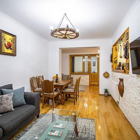 Cozy Apartment on Kostava Tbilisi Zewnętrze zdjęcie