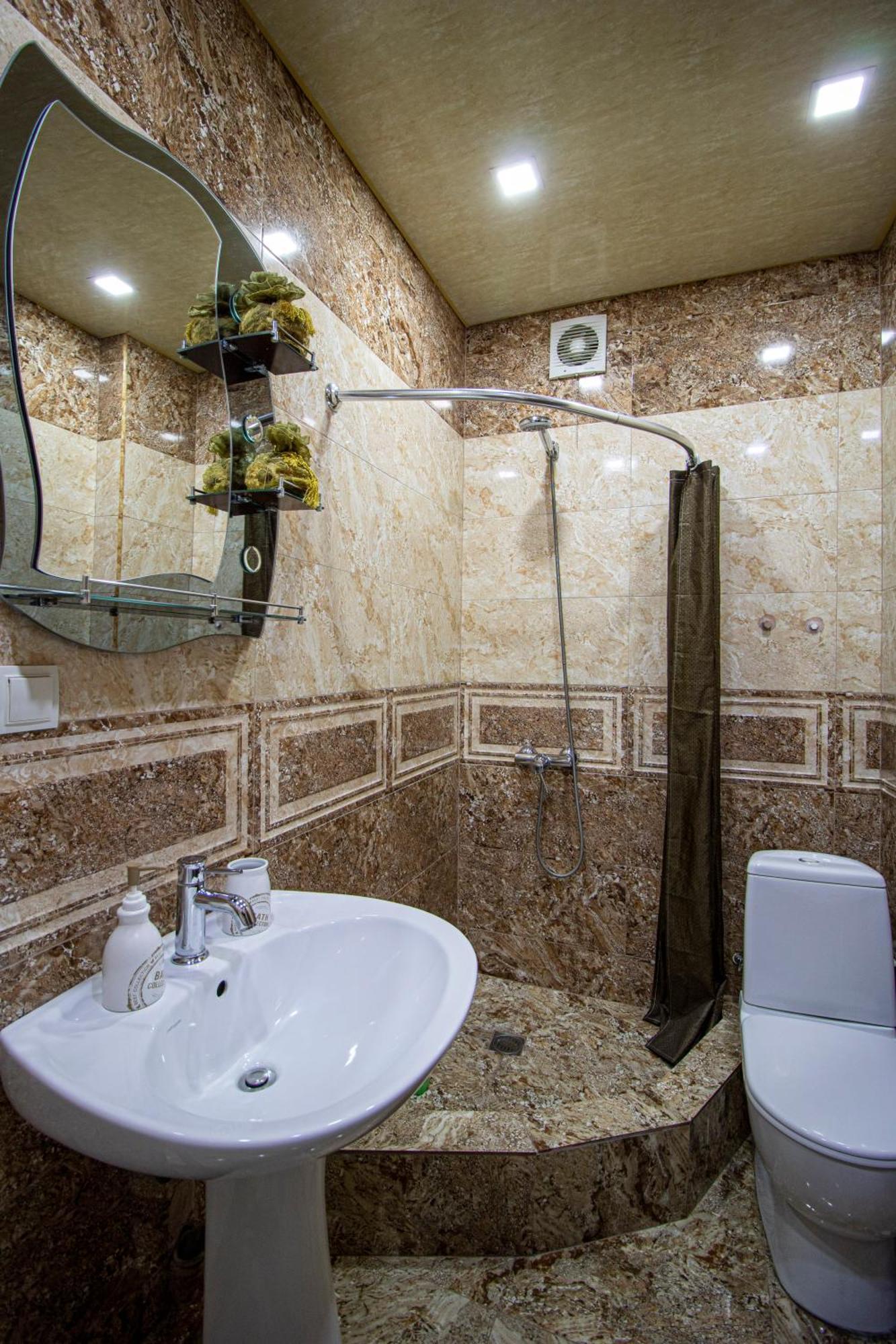 Cozy Apartment on Kostava Tbilisi Zewnętrze zdjęcie
